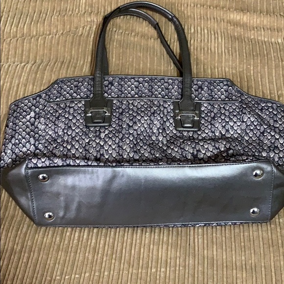 - Coach grey/silver tone shoulder/handbag - Picture 8 of 8